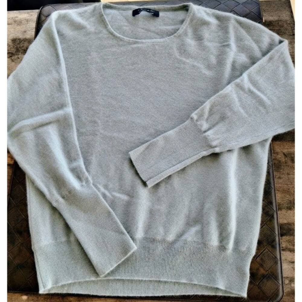 Tahari 100% Cashmere Sweater Womens Gray Scoop Neck Minimalist Quiet Luxury
